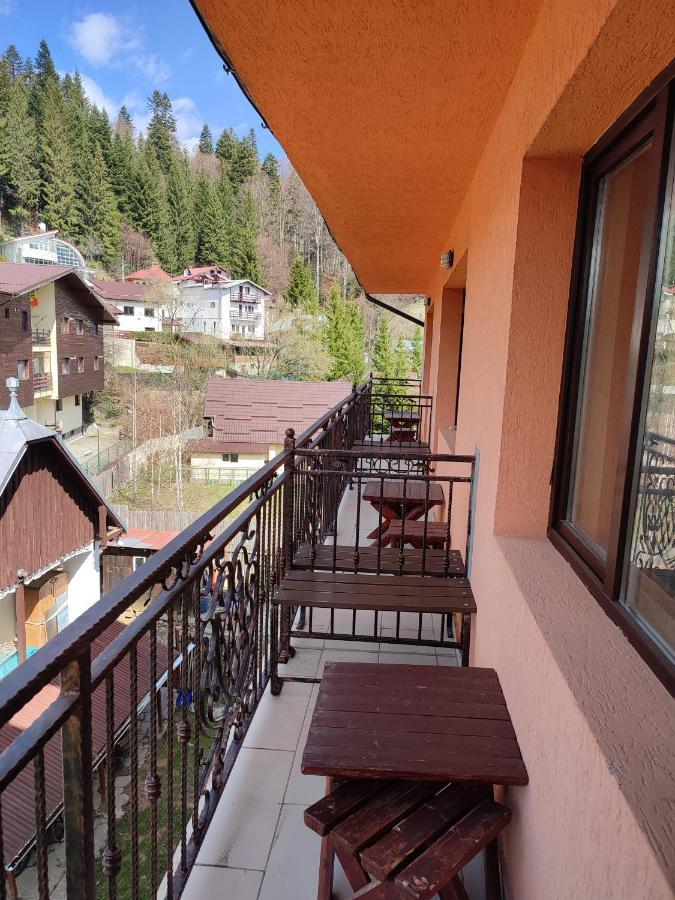 Hotel Iri Buşteni Exterior foto